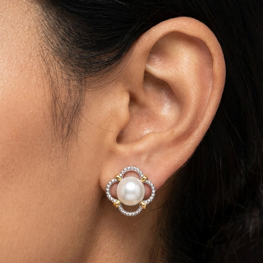925 sterling silver pearl earring by Sohvii