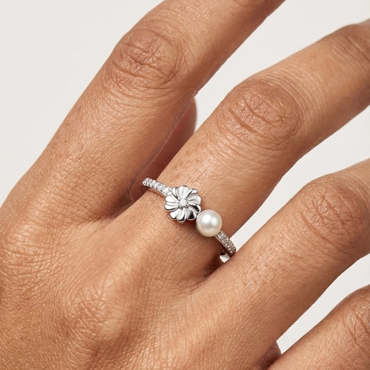 Silver pearl women's ring by Sohvii