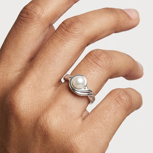 Weva 925 silver pearl ring elegant close-up