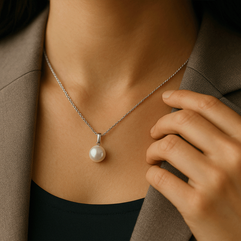 Sohvii Pearl Pendant With Chain for 9 to 5