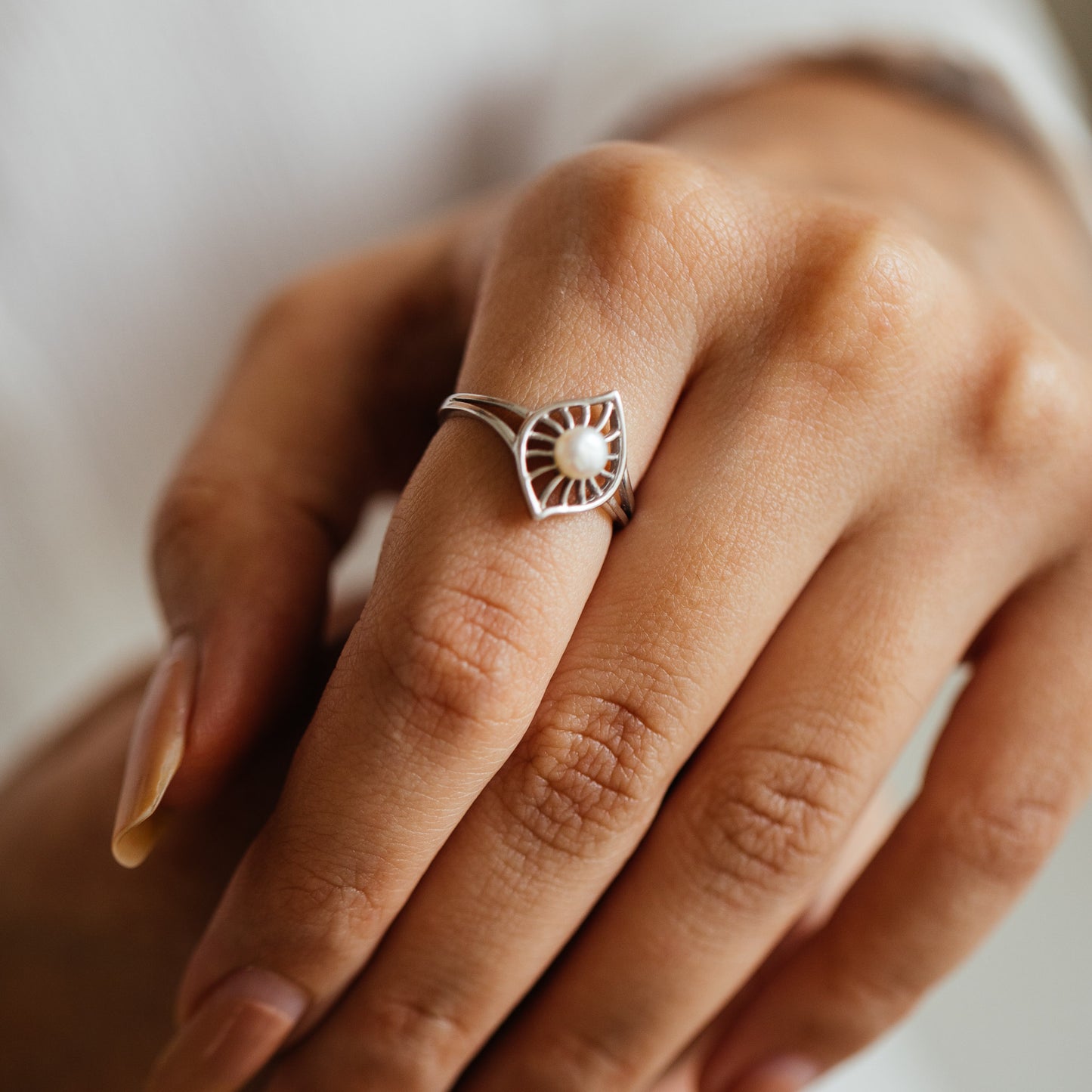 Lamina Pearl & 92.5 Silver Finger Ring
