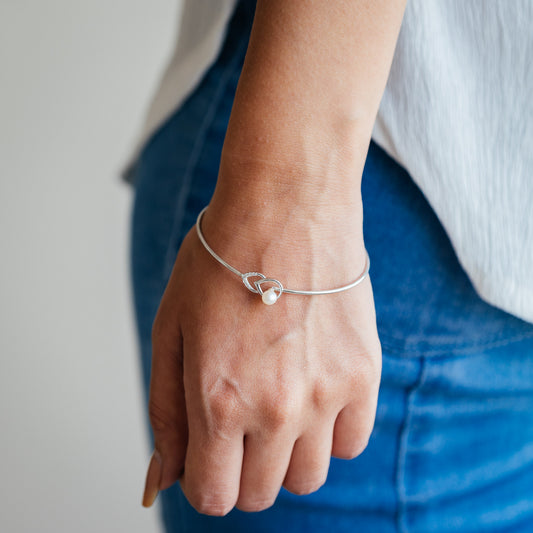 Essence Pearl & 92.5 Silver Kada/Bracelet