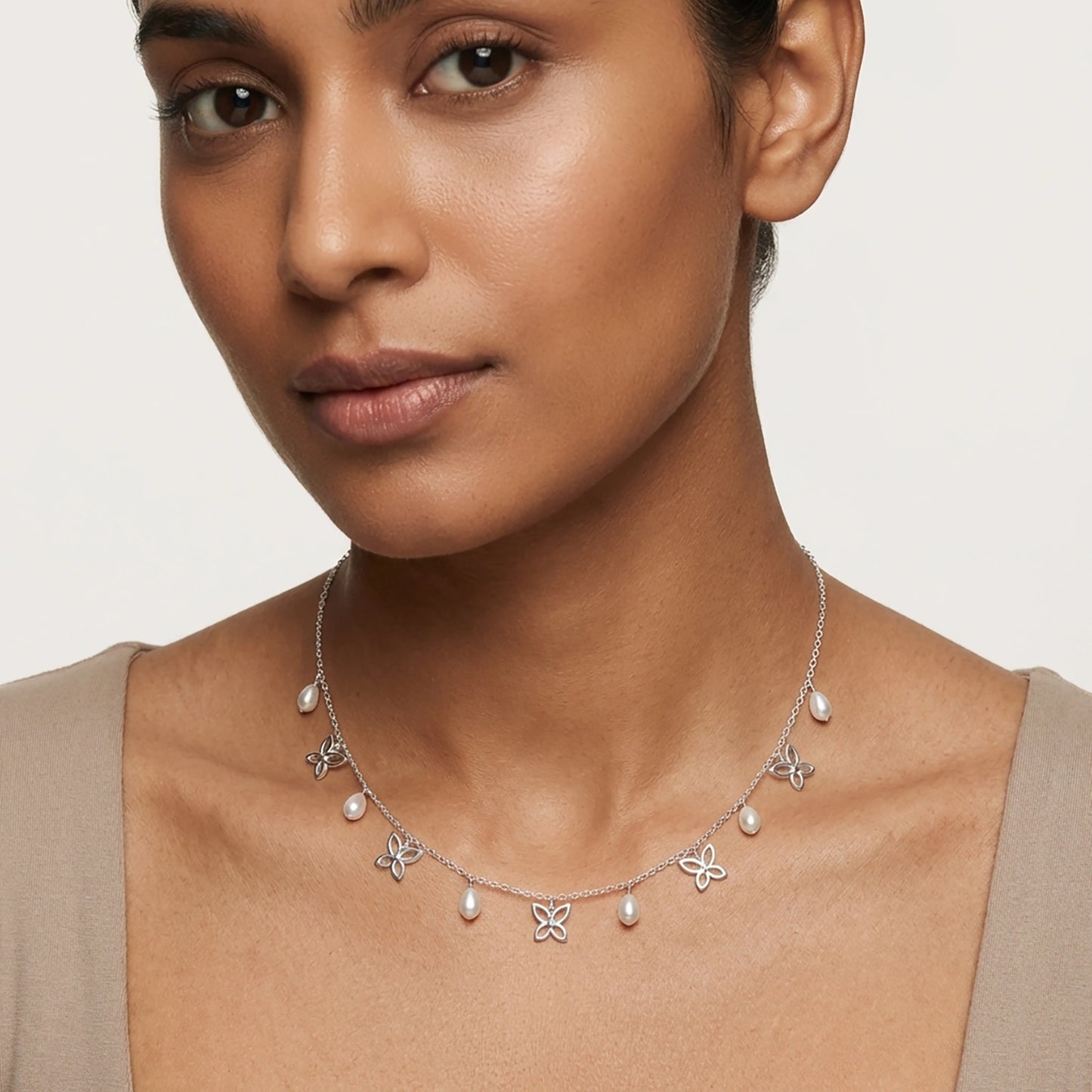 Magical Garden pearl charms necklace set close-up
