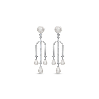 Charm pearl silver earrings close-up image