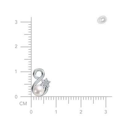 Infinity pearl earrings close-up silver finish