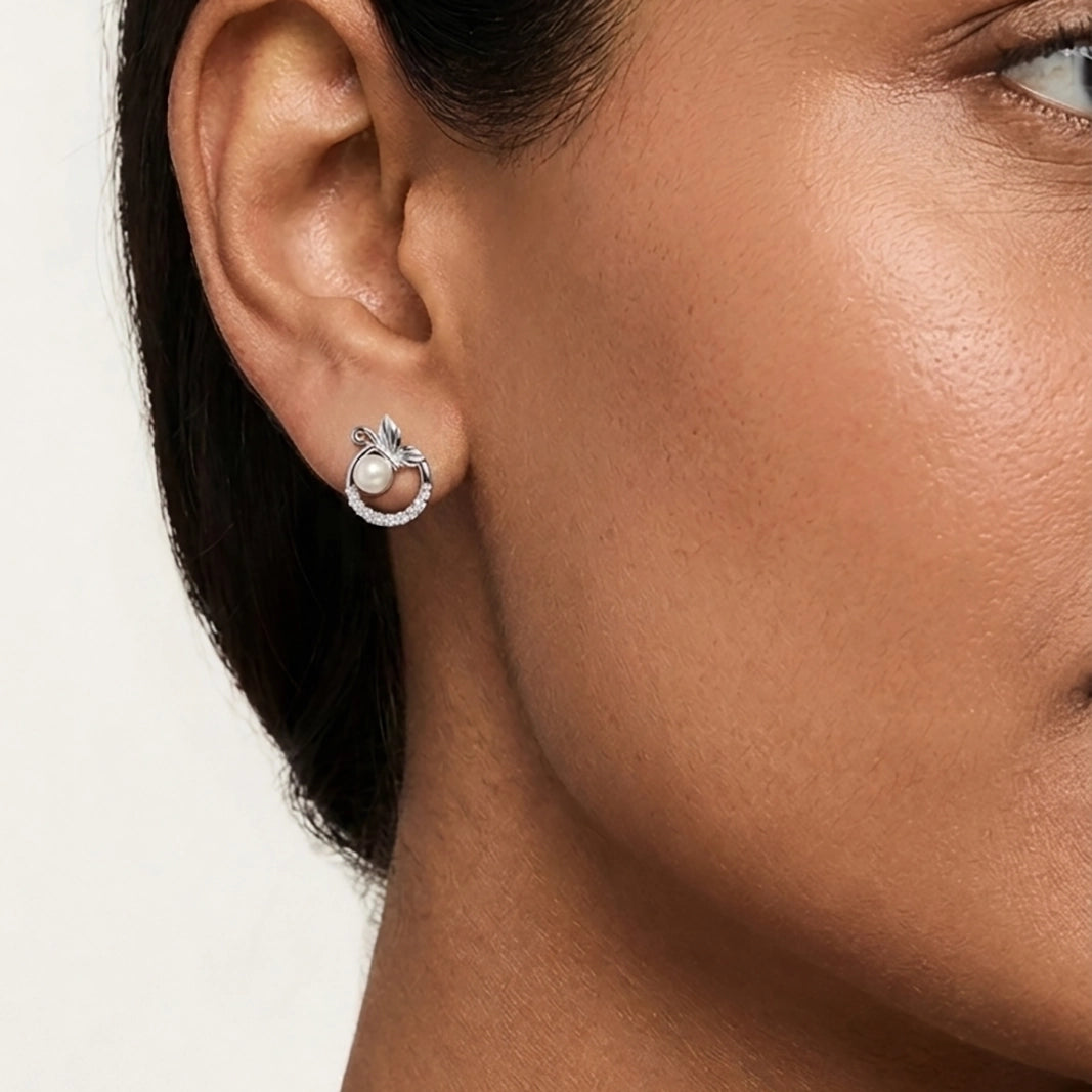 Glofly pearl halo earrings close-up design