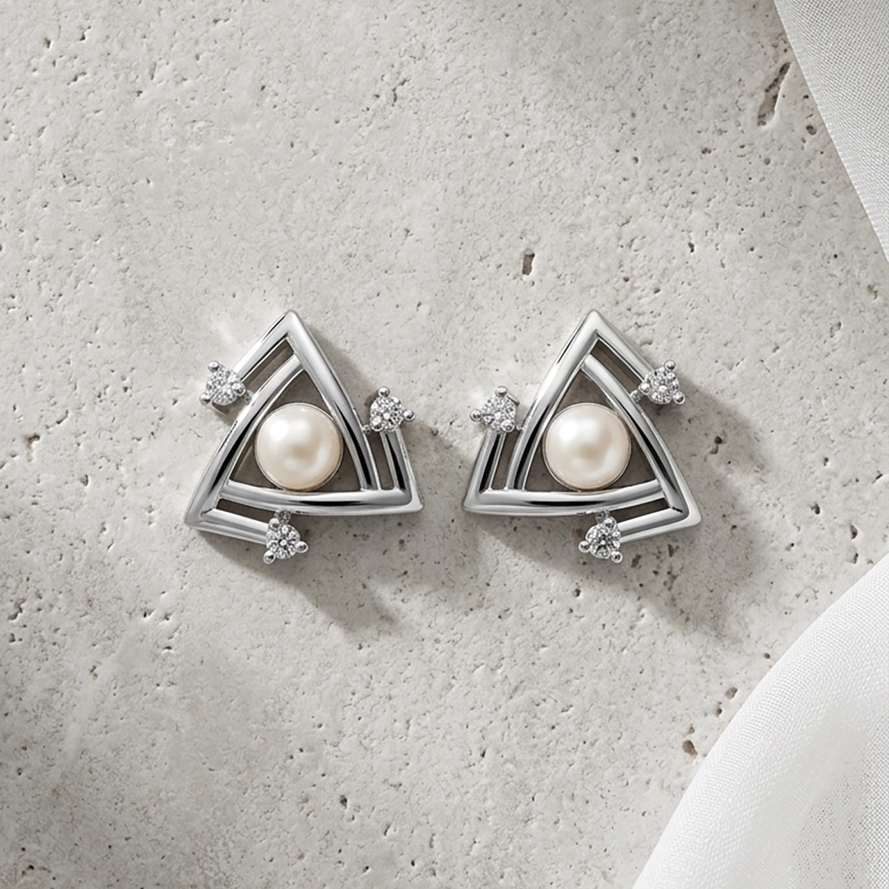 Structure pearl earrings stylish modern craftsmanship