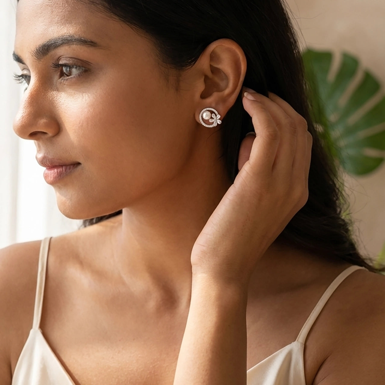 Floral Halo pearl 92.5 silver stud earrings