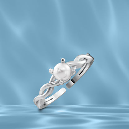 Tressa Pearl & 92.5 Silver Finger Ring