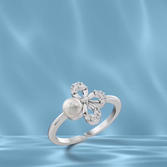 Trillium Pearl & 92.5 Silver Finger Ring
