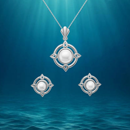 Aura pearl silver pendant set close-up view