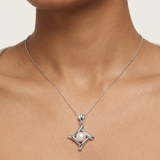 Minimal silver jewellery for women in India
