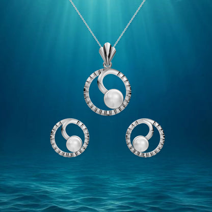 Cerra Freshwater Pearl & 92.5 Silver Pendant Set