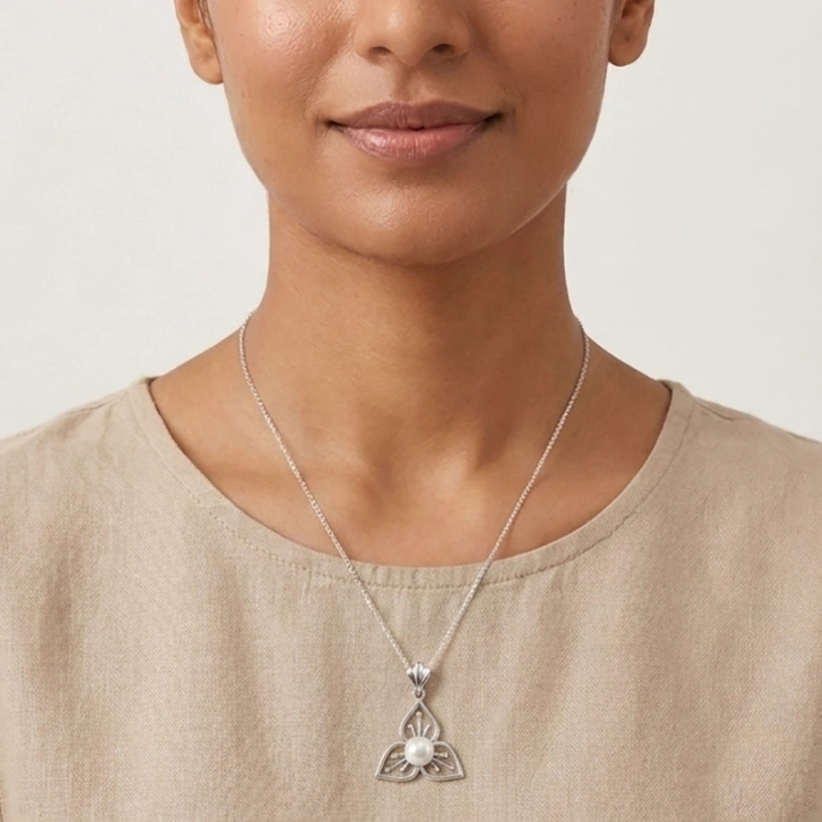 Daily wear lightweight jewellery by Sohvii